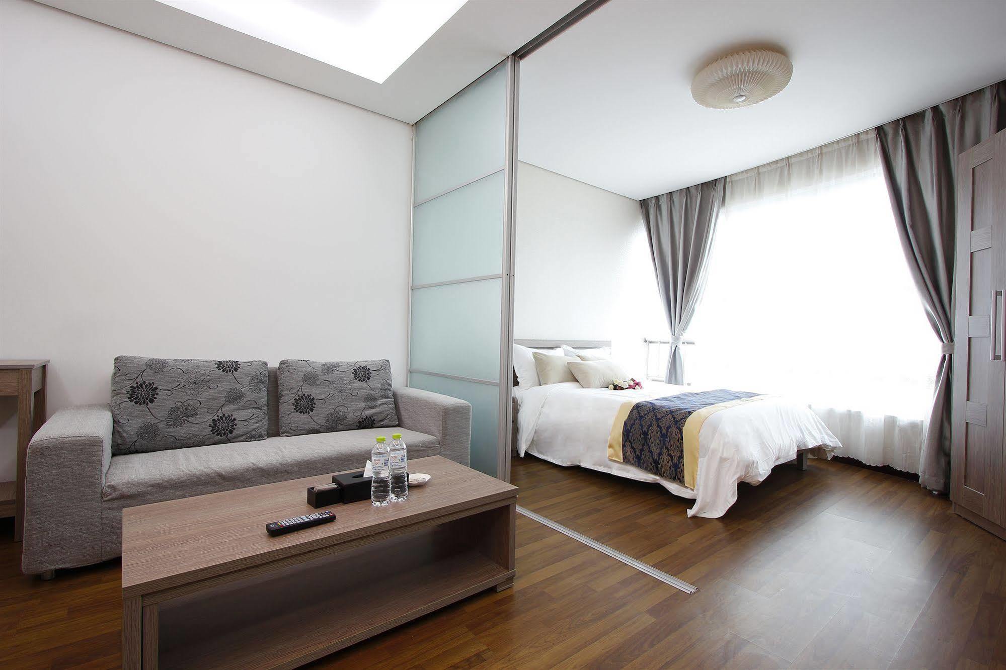 Qingdao Tujia Sweetome Vacation Rentals Xingyuan Branch Exterior foto